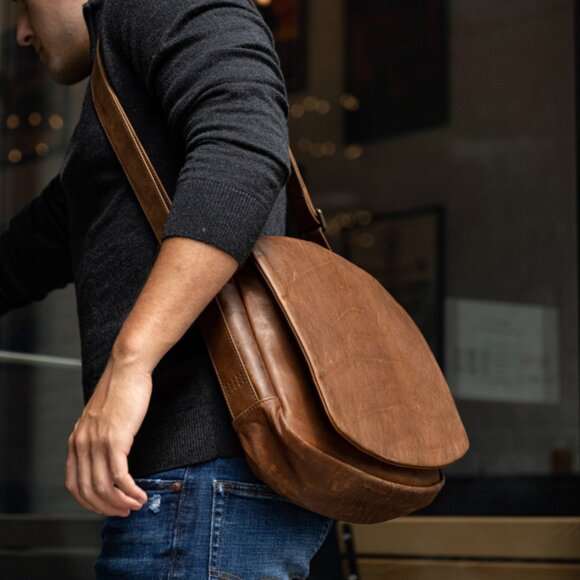 New! Reclaimed Leather Messenger Bag - Picture 2 of 7